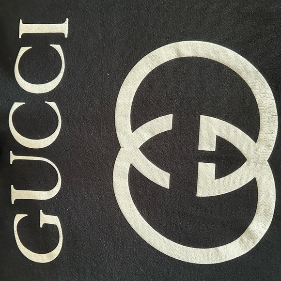 Gucci! - Picture 4 of 4